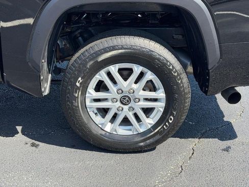 Used 2023 Toyota Tundra SR5 w/ SR5 Premium Package AWD/4WD image 9