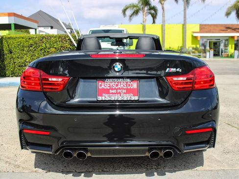 Used 2015 BMW M4 Convertible image 16