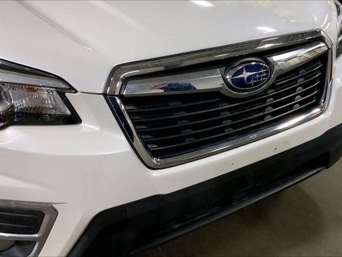 Used 2019 Subaru Forester Limited image 29