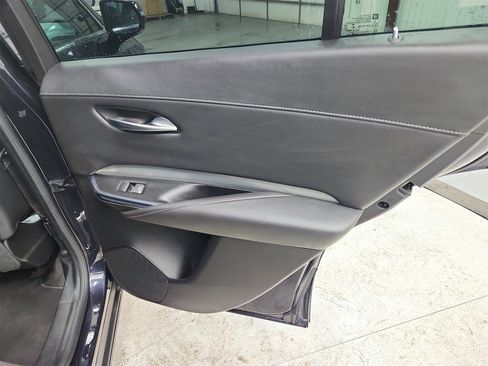 Used 2023 Cadillac XT4 Premium Luxury image 40