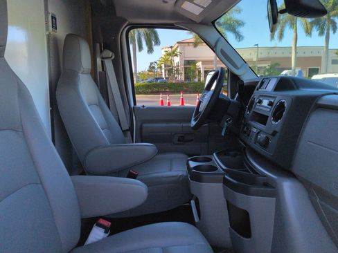 New 2026 Ford E-350 and Econoline 350 Super Duty w/ Power Equipment Group RWD image 15