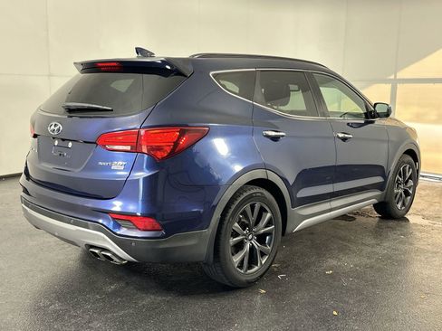 Used 2017 Hyundai Santa Fe Sport image 11