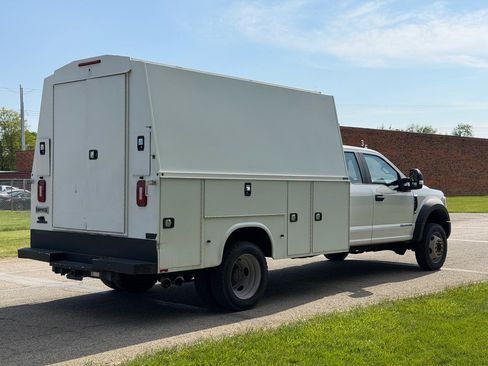 Used 2019 Ford F450 XL w/ XL Value Package AWD/4WD image 4