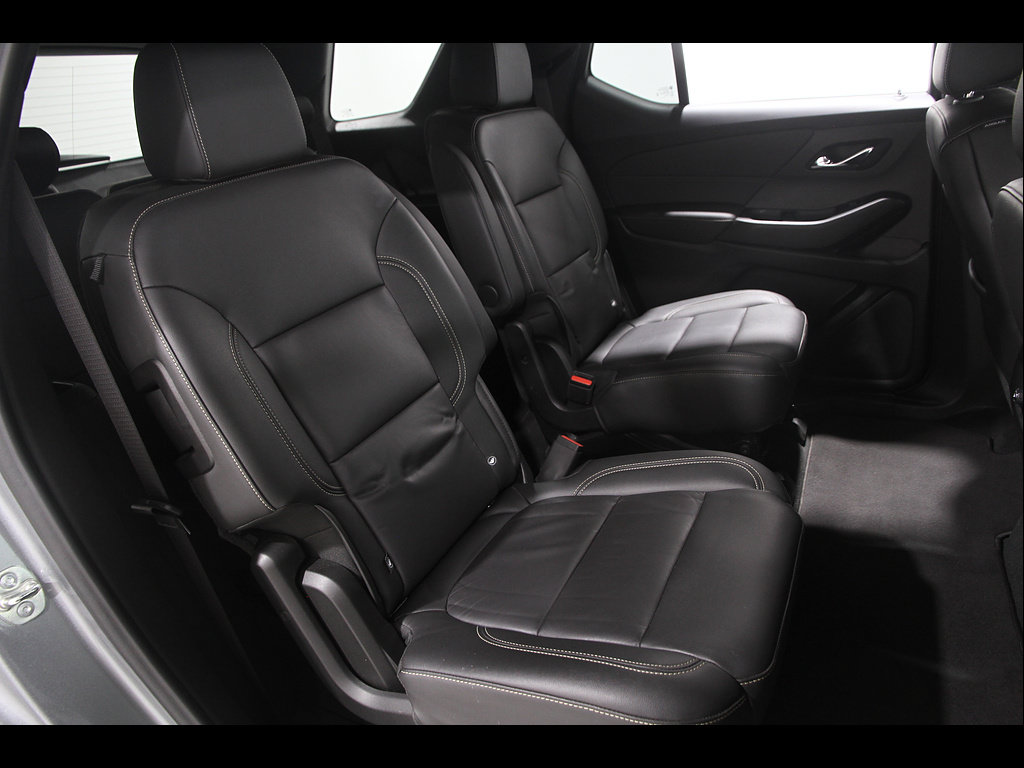 Certified 2023 Chevrolet Traverse LT AWD/4WD image 19