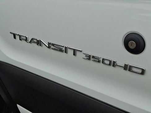 Used 2024 Ford Transit 350 image 31