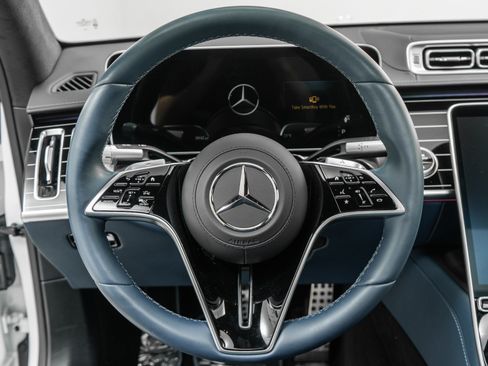 Used 2025 Mercedes-Benz S 580 4MATIC Sedan image 15
