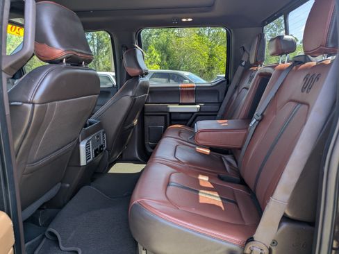Used 2019 Ford F250 King Ranch w/ King Ranch Ultimate Package AWD/4WD image 12