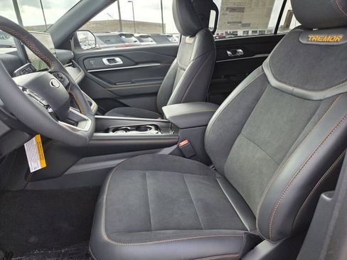 New 2026 Ford Explorer Tremor w/ Tremor Convenience Package image 10