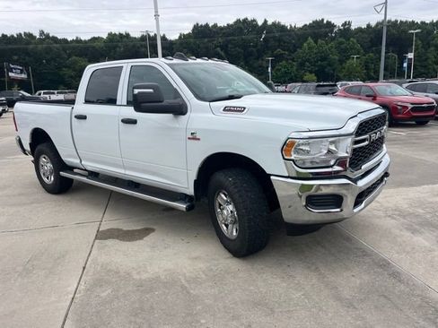 Used 2023 RAM 2500 Tradesman AWD/4WD image 10