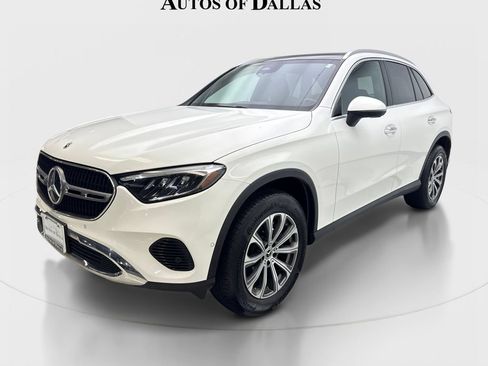 Used 2024 Mercedes-Benz GLC 300 image 2