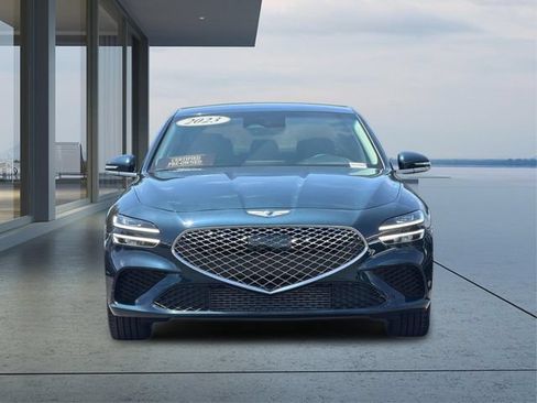 Used 2023 Genesis G70 2.0T RWD image 9