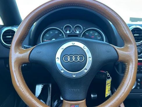 Used 2001 Audi TT 1.8T FWD image 21