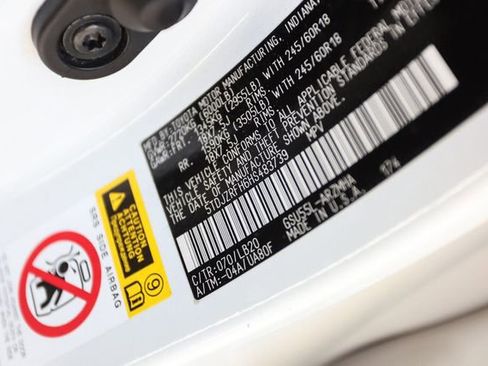 Used 2017 Toyota Highlander XLE image 49