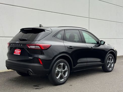 Used 2025 Ford Escape ST-Line image 7