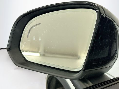 Used 2023 Volvo C40 P8 Recharge Plus w/ Climate Package AWD/4WD image 16