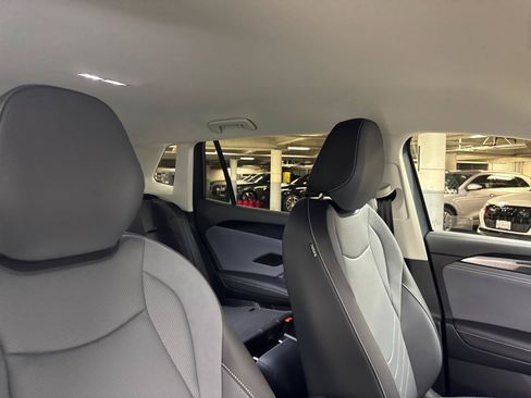New 2026 Volkswagen Tiguan SE AWD/4WD image 16