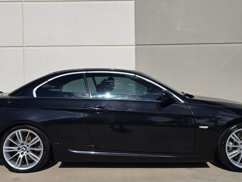 Used 2013 BMW 335i Convertible RWD image 10