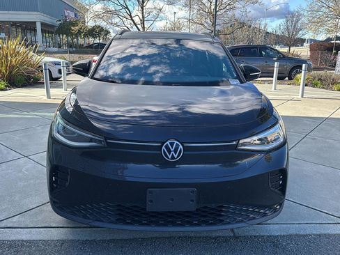 Used 2023 Volkswagen ID.4 Pro S image 3