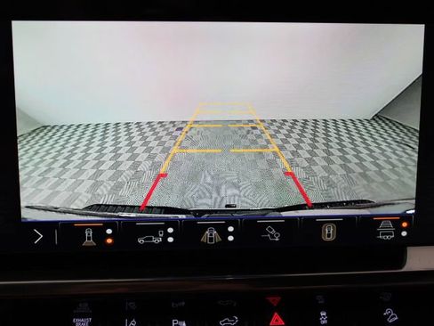 New 2025 GMC Sierra 2500 SLT w/ SLT Premium Package image 35