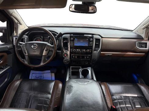 Used 2017 Nissan Titan Platinum Reserve AWD/4WD image 15