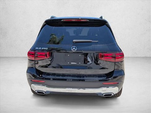 New 2026 Mercedes-Benz GLB 250 image 7