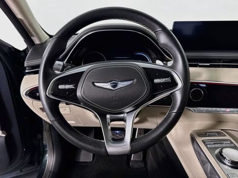 Used 2022 Genesis GV70 3.5T Sport w/ Sport Advanced Package AWD/4WD image 12