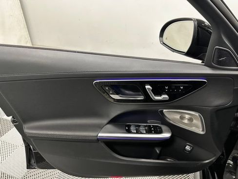 Used 2025 Mercedes-Benz C 300 4MATIC Sedan image 27