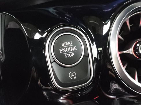 Certified 2026 Mercedes-Benz GLA 35 AMG 4MATIC image 16