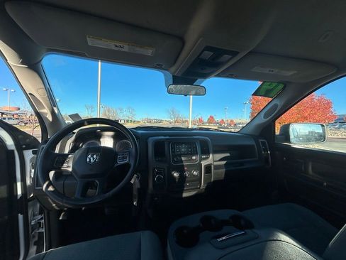 Used 2019 RAM 1500 Tradesman w/ Tradesman SXT Package image 15