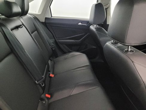 Used 2020 Volkswagen Jetta SE w/ SE Cold Weather Package FWD image 19