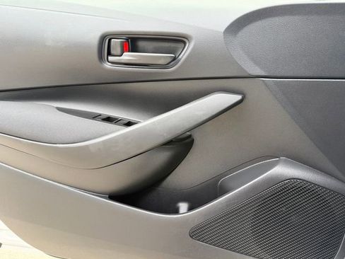 Used 2025 Toyota Corolla LE w/ Carpet Mat Package (TMS) FWD image 20