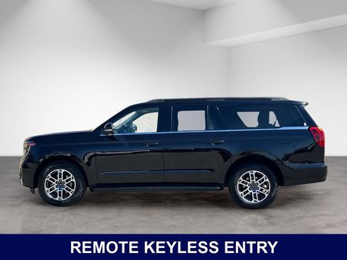 Used 2025 Ford Expedition Max Active AWD/4WD image 3