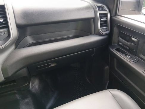 Used 2022 RAM 2500 Tradesman w/ Chrome Appearance Group AWD/4WD image 44