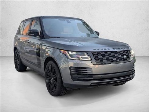 Used 2022 Land Rover Range Rover Westminster Edition image 3