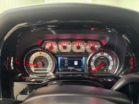 Used 2018 Chevrolet Silverado 1500 LT w/ All Star Edition image 28