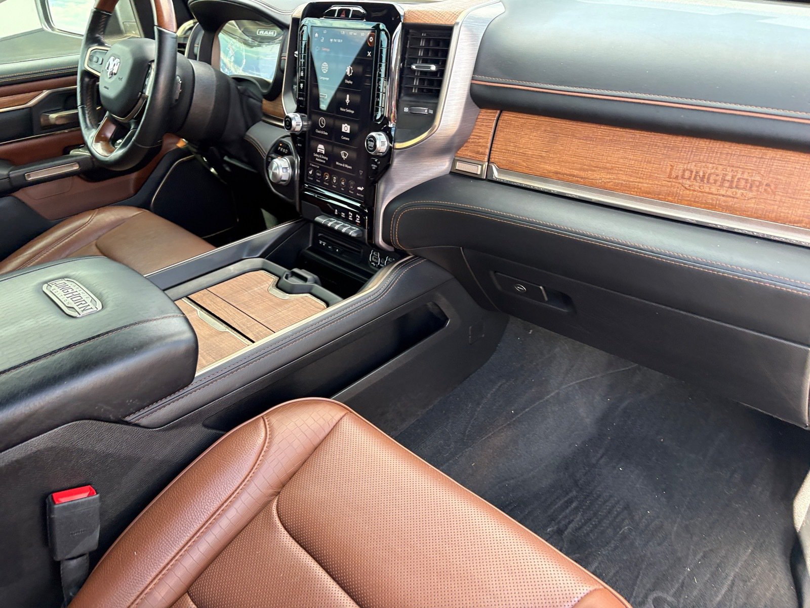Used 2019 RAM 1500 Limited AWD/4WD image 10