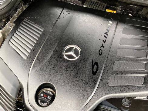 Used 2023 Mercedes-Benz GLE 450 4MATIC image 33
