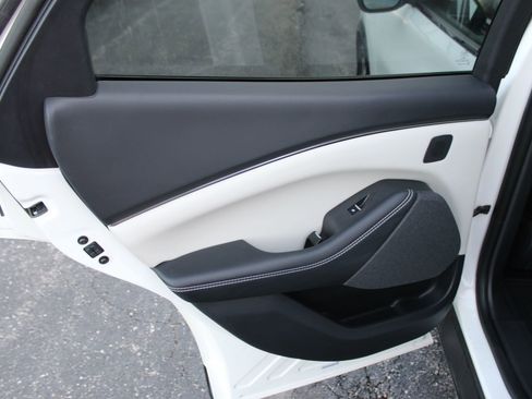 Used 2023 Ford Mustang Mach-E Premium image 18