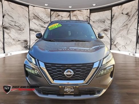 Used 2023 Nissan Rogue S AWD/4WD image 2
