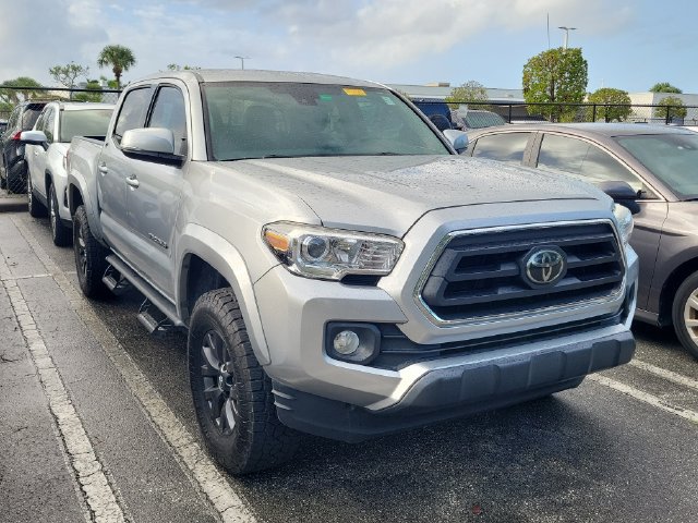 Used 2022 Toyota Tacoma SR5 w/ Technology Package RWD image 3