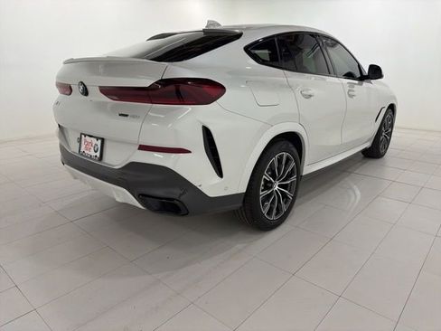 Used 2021 BMW X6 xDrive40i w/ Executive Package AWD/4WD image 5