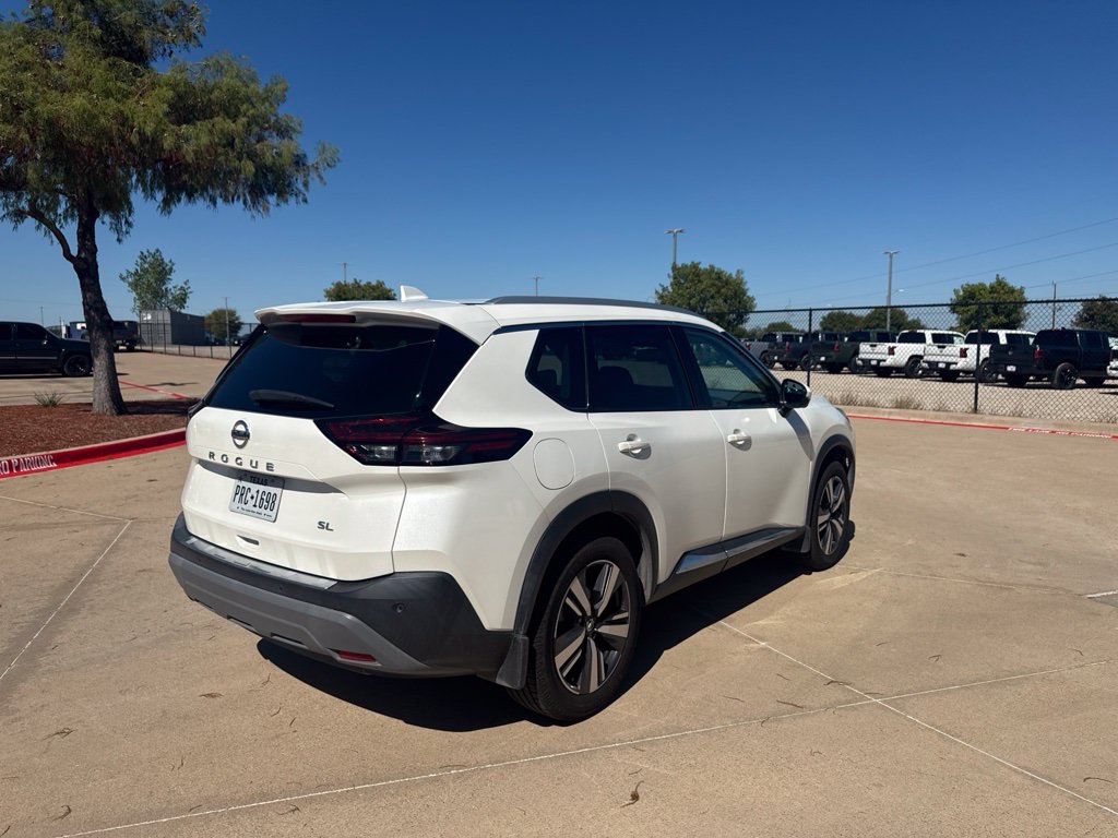 Certified 2021 Nissan Rogue SL w/ Premium Package FWD image 5