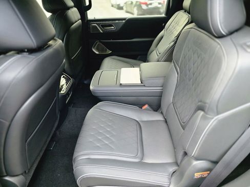 New 2026 INFINITI QX80 Autograph w/ Premium Cargo Package AWD/4WD image 11
