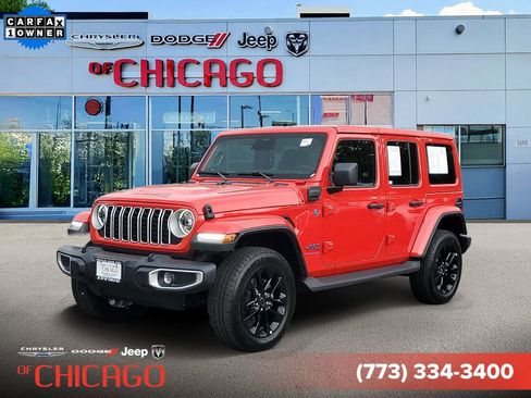 Certified 2025 Jeep Wrangler Unlimited Sahara AWD/4WD image 2
