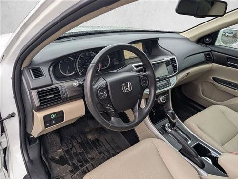 Used 2015 Honda Accord EX-L image 9