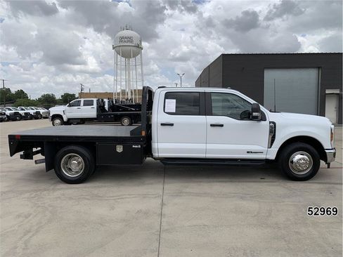 Used 2024 Ford F350 XL w/ XL Chrome Package RWD image 5
