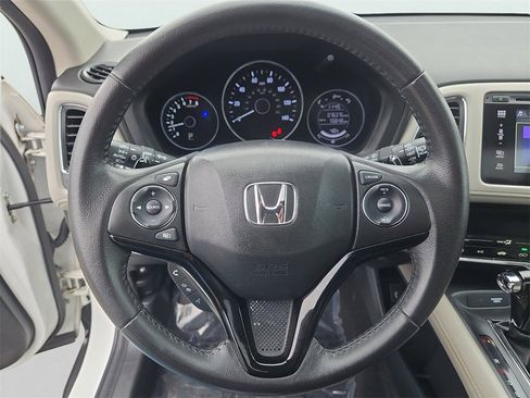 Certified 2018 Honda HR-V EX-L image 25