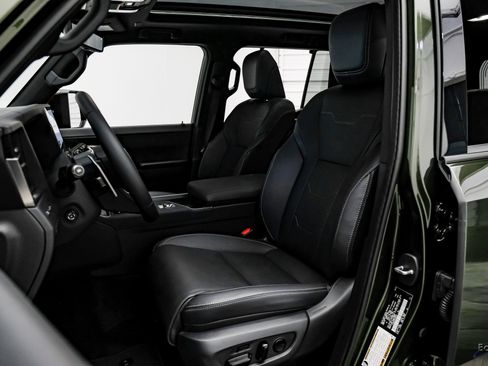 Used 2025 Lexus GX 550 550 Luxury+ image 32