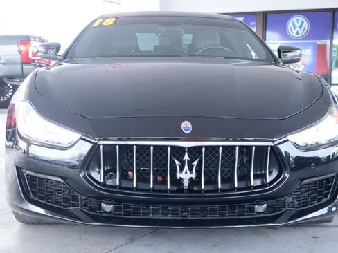 Used 2018 Maserati Ghibli RWD image 12