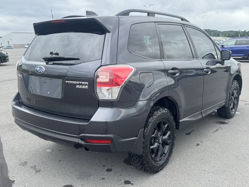 Used 2017 Subaru Forester 2.5i Premium w/ All-Weather Package AWD/4WD image 3